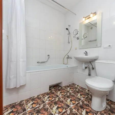Apartment урловская 30,урловская 38 *